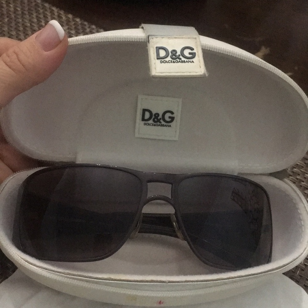 Sunglasses - Picture 6 of 6